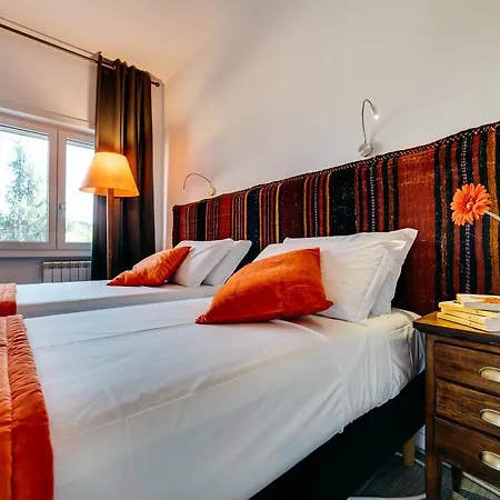 Spqr Apartament *